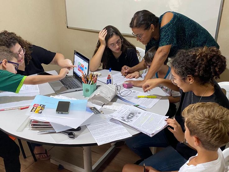Atividades de produção de texto para a sala de aula (por gênero)