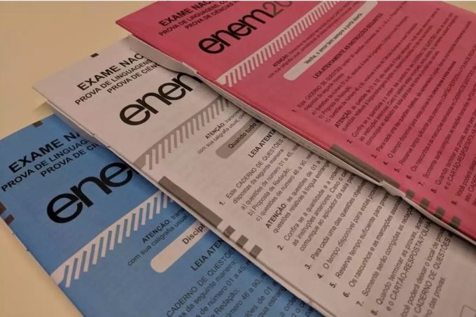 Eixos temáticos da redação do ENEM: quais são e como estudar